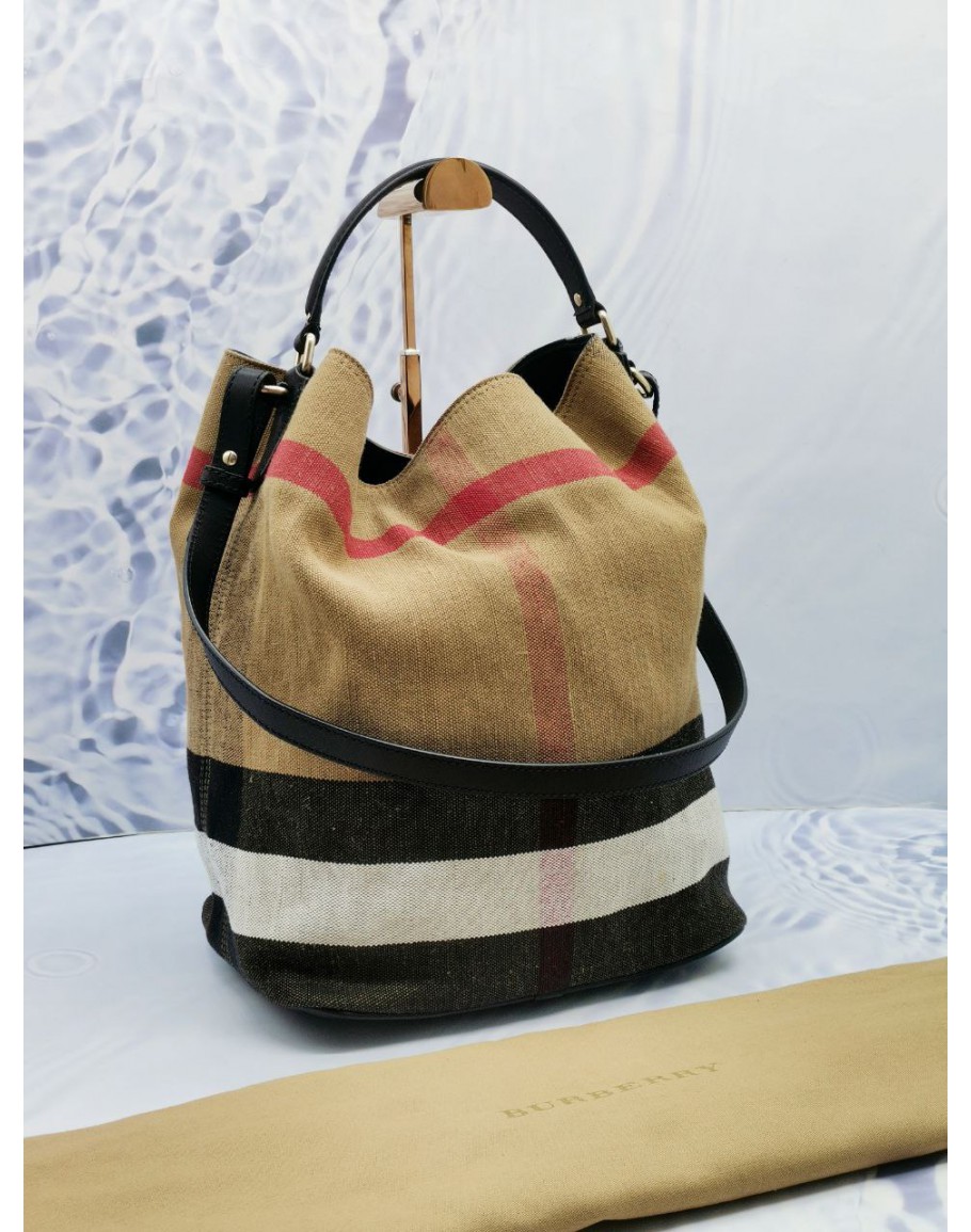 RAYA SALE BURBERRY SIGNATURE ASHBY CHECK BUCKET BAG